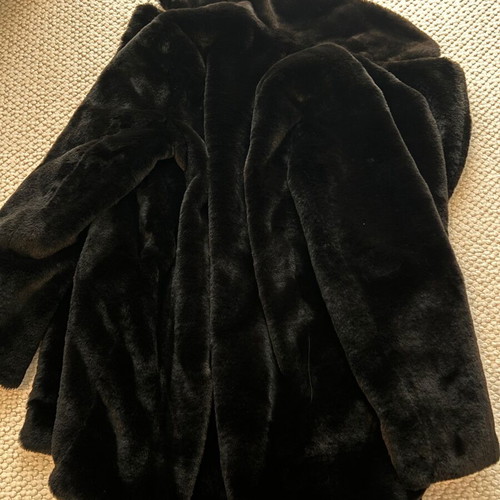 Pull & Bear long fur coat new, black