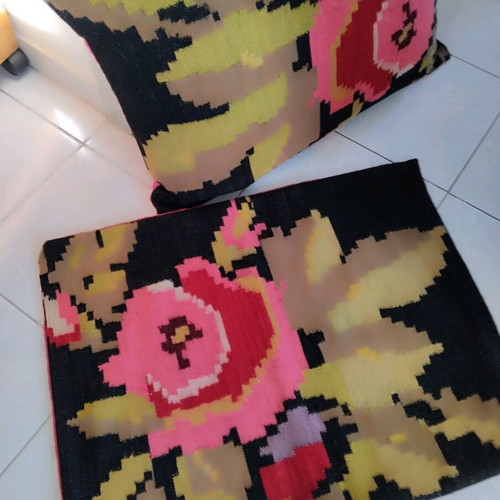 Two large woven pillowcases like new, 70x50 cm