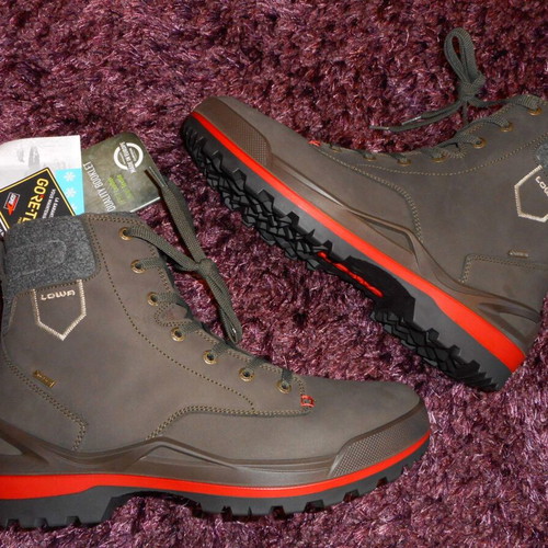 Lowa Oslo GTX Mid new brown casual shoes size 47