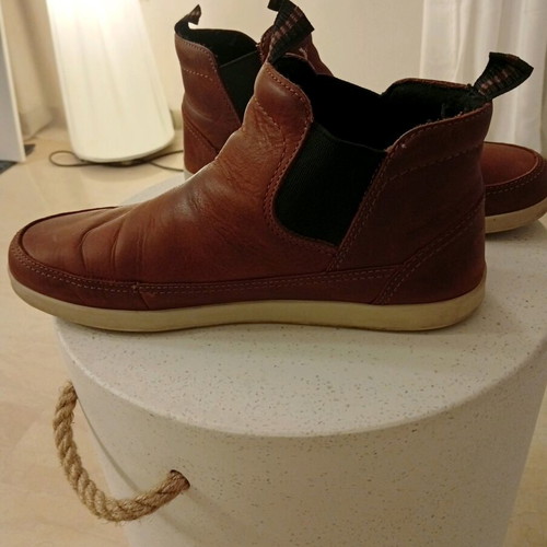 Reef Cushion Swami LE men's leather boots like new, size 42.5