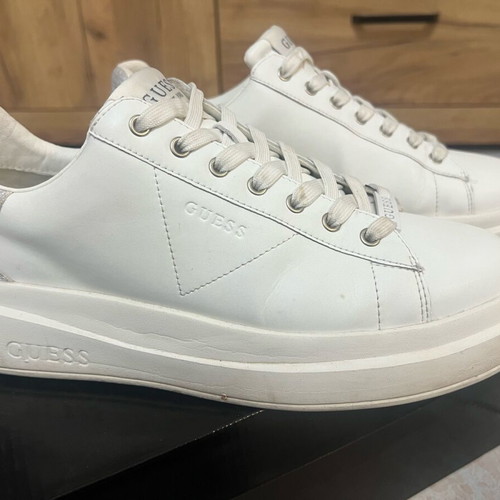 Guess men's sneaker 43 like new, white