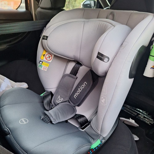 Chipolino Motion i-Size car seat with Isofix, granite