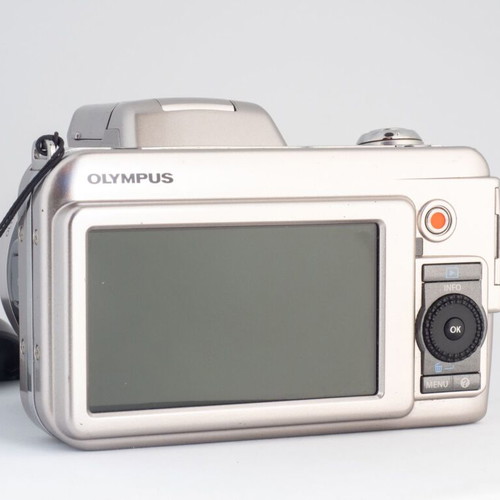 Olympus SP-800UZ 14MP superzoom digital camera used, 30x optical zoom
