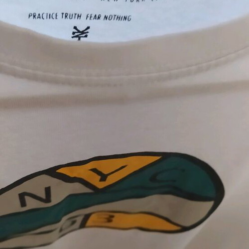 Zoo York T-shirt medium new, white