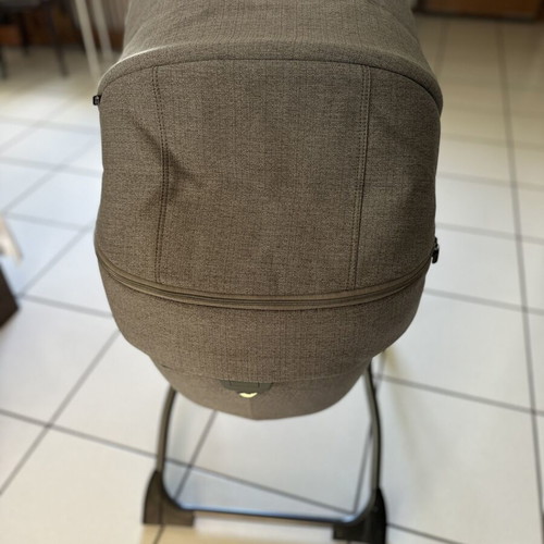 Peg Perego Port Bebe with foldable wheeled base