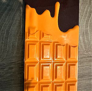 Revolution chocolate bar palette
