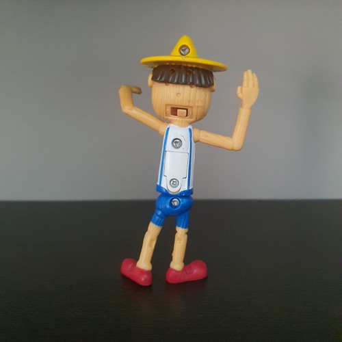 Pinocchio figure from Shrek 2010 used, 12cm