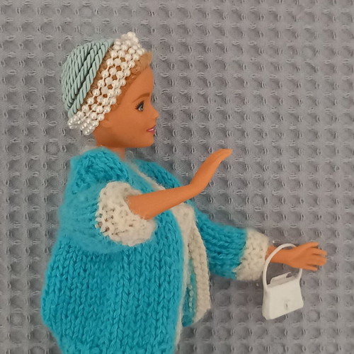 Barbie Mattel 1186 MJ. 1 NL 2015 used with handmade dress and hat