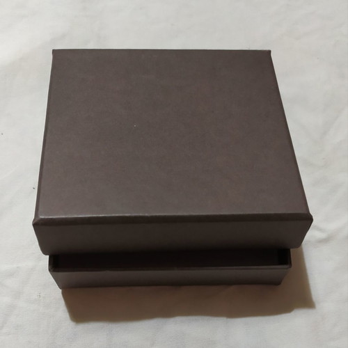 Paper box new 9x9 cm