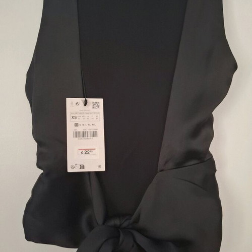 Zara off-shoulder top new, size S, black