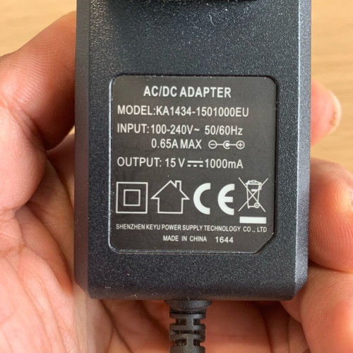 AC/DC 15V Adapter like new