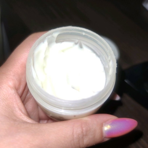 Nail cream used for damaged extremities