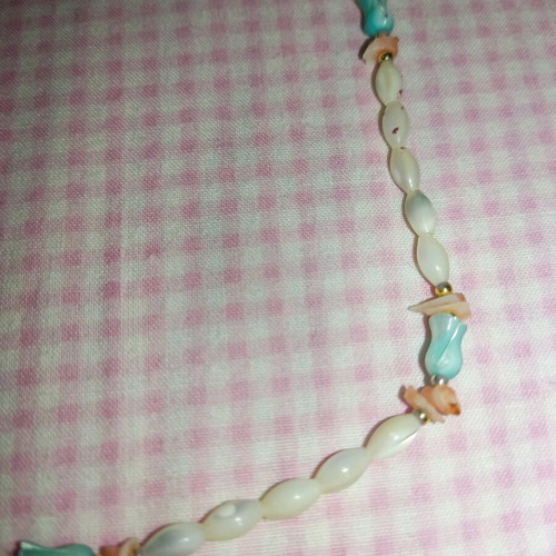 Shell necklace like new, small, summer style