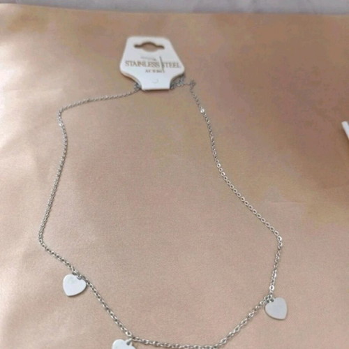 Steel necklace with hearts new, silver color