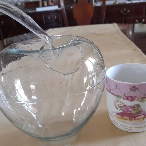 Glass Apple bowl 17x23cm new with hole for decoration