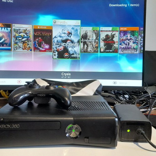 Xbox 360 S 500GB softmodded console with many games and emulators, like new