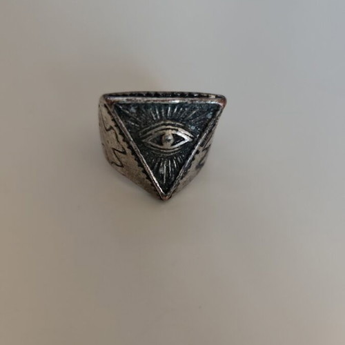 Masonic style ring like new, silver, unique piece