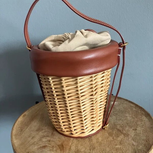 Jacquemus Le Panier Seau Bucket Bag like new, brown shoulder