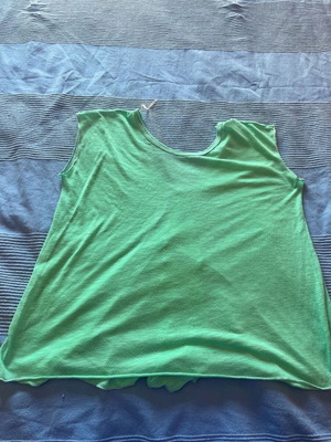 Easy Wear mint shirt, one size
