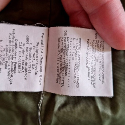 Prenatal kids jacket like new with hood, size 4-5 years