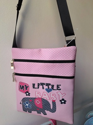 Children's crossbody bag new 22×25 cm with 3 zippers