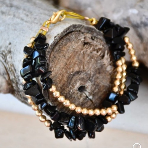 Handmade bracelet new with semi-precious stones and hematite