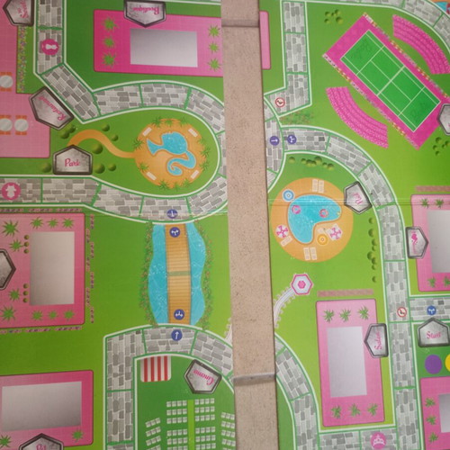 Barbie Fashion City board game