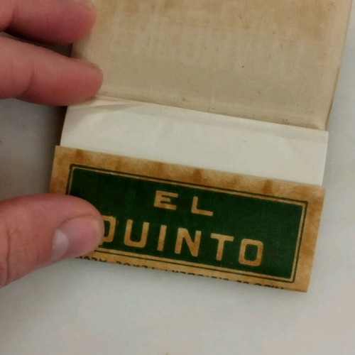 Rolling papers unused, 8x5, excellent condition