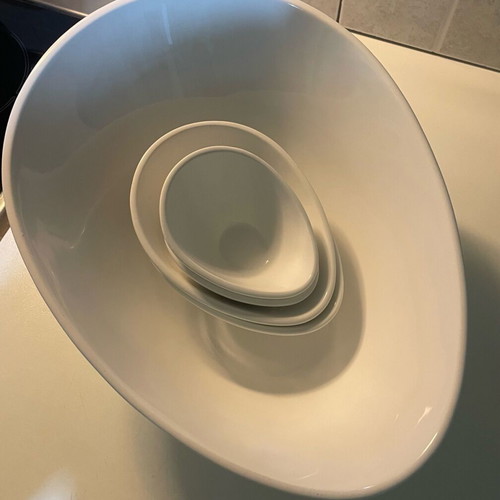 Aza selection asymmetrical bowls like new