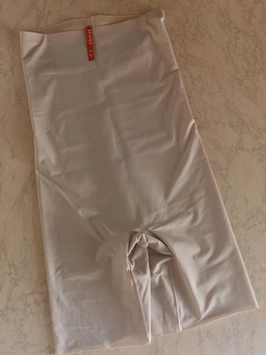 Spanx αόρατο εσώρουχο σύσφιξης μέγεθος 38, σαν καινούργιο, μπεζ