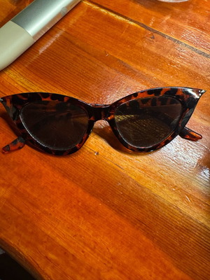 Tortoise sunglasses new brown
