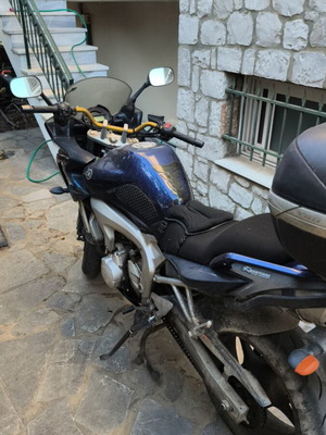 Yamaha FZ6 2004 μεταχειρισμένη μηχανή δρόμου 600 cc μπλε