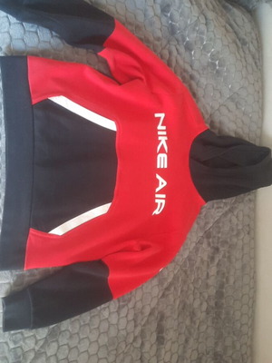 Nike Air sweatshirt sportswear like new, size L, black and red
