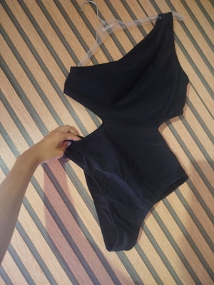 Shein black one-piece swimsuit like new with side cutouts and open back