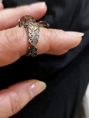 Silver rose ring used