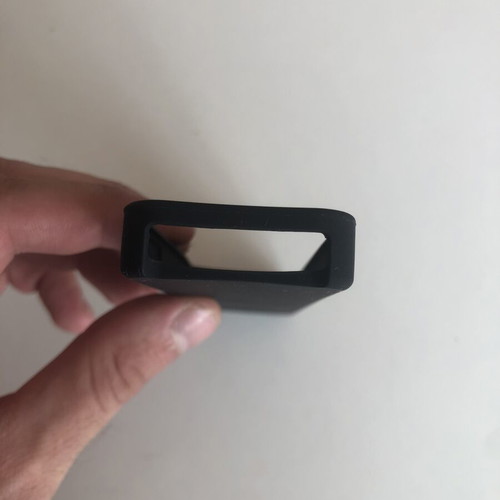 Apple TV 2nd & 3rd Gen remote case with AirTag slot - elago R2