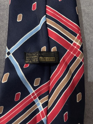 Silk tie like new