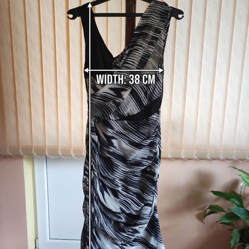 Caractere luxury dress black white geometric pattern size XS like new