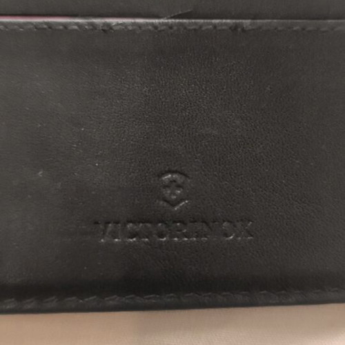 Victorinox card wallet like new, black