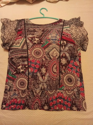 Boho top medium like new, multicolored