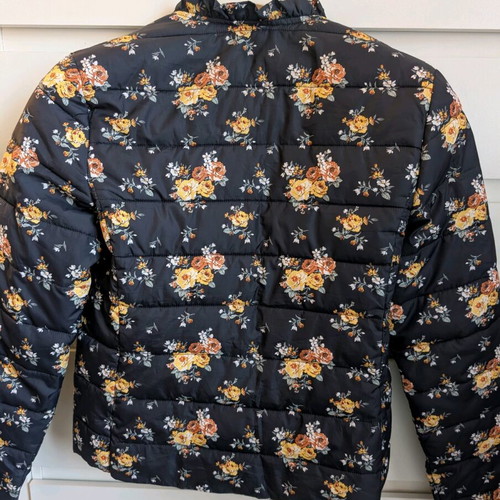 Sfera jacket size M like new