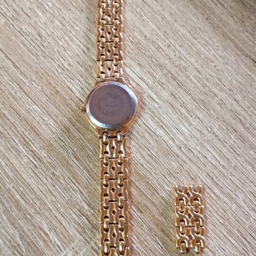 Nina Rossi wristwatch gold like new, women's
