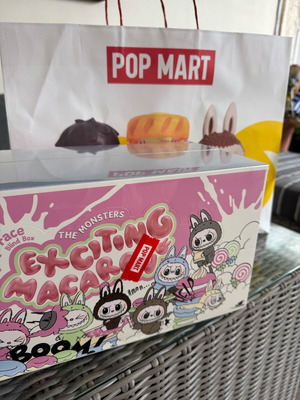 Pop Mart Labubu – Exciting Macaron 6-pack new, sealed
