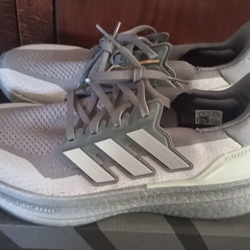 Adidas Ultraboost 5 W running shoes, grey/silver, size 41 1/3