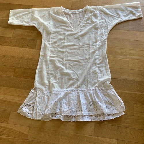 White ruffle beach dress new, size small