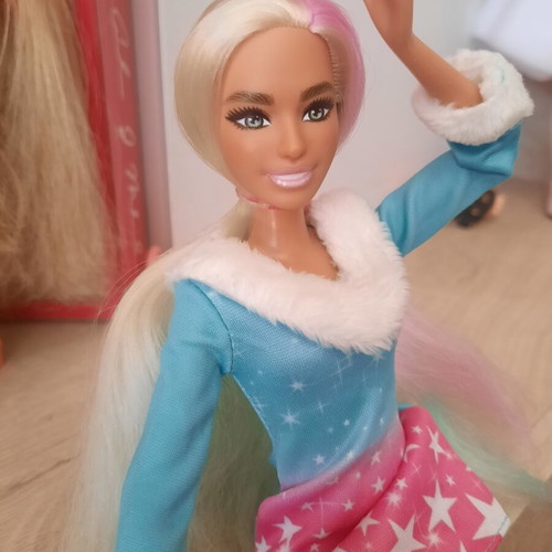 Barbie Cutie Reveal doll Advent Calendar