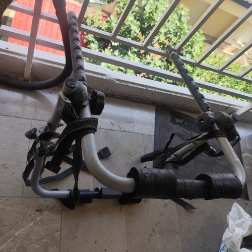 Bike rack for Hatsbac car used, holds up to 3 bikes