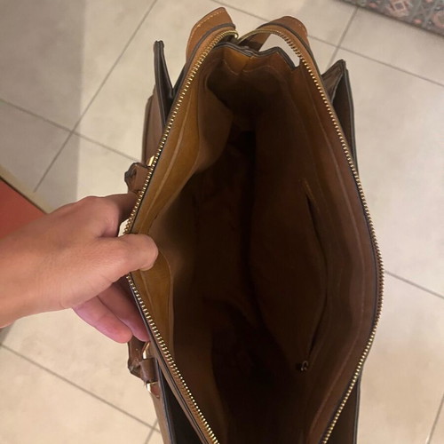 Leatherette bag brown chocolate like new with spacious compartments