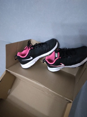 Nike women's athletic shoes like new, size 38.5, black