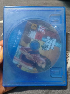 GTA 5 PS4 version like new without cover